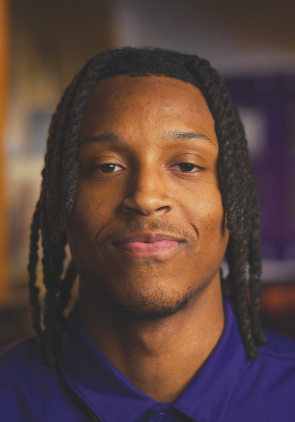 Closeup of Geon Hutchins.